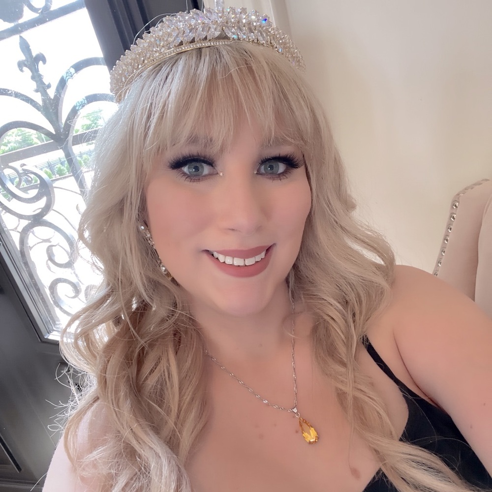 Meet your Posher, Kathryne